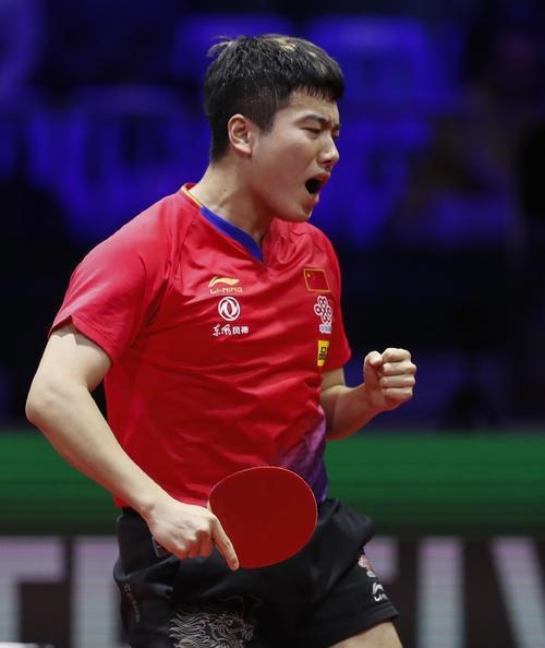 出了一系列 出了一系列